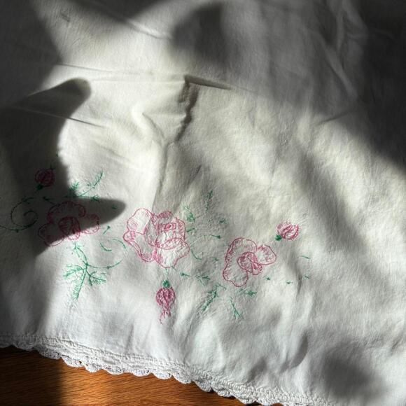 Vintage Handmade Embroidered Pink Flower Single Pillow Case Crochet Hem - Picture 2 of 5